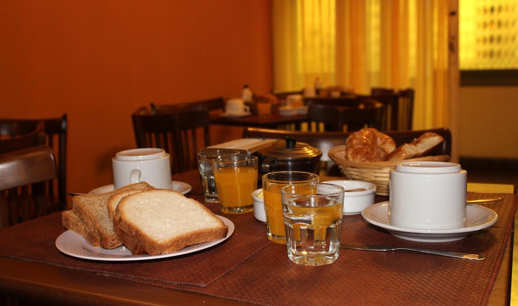 Dallas Hotel San Miguel de Tucuman Bagian luar foto