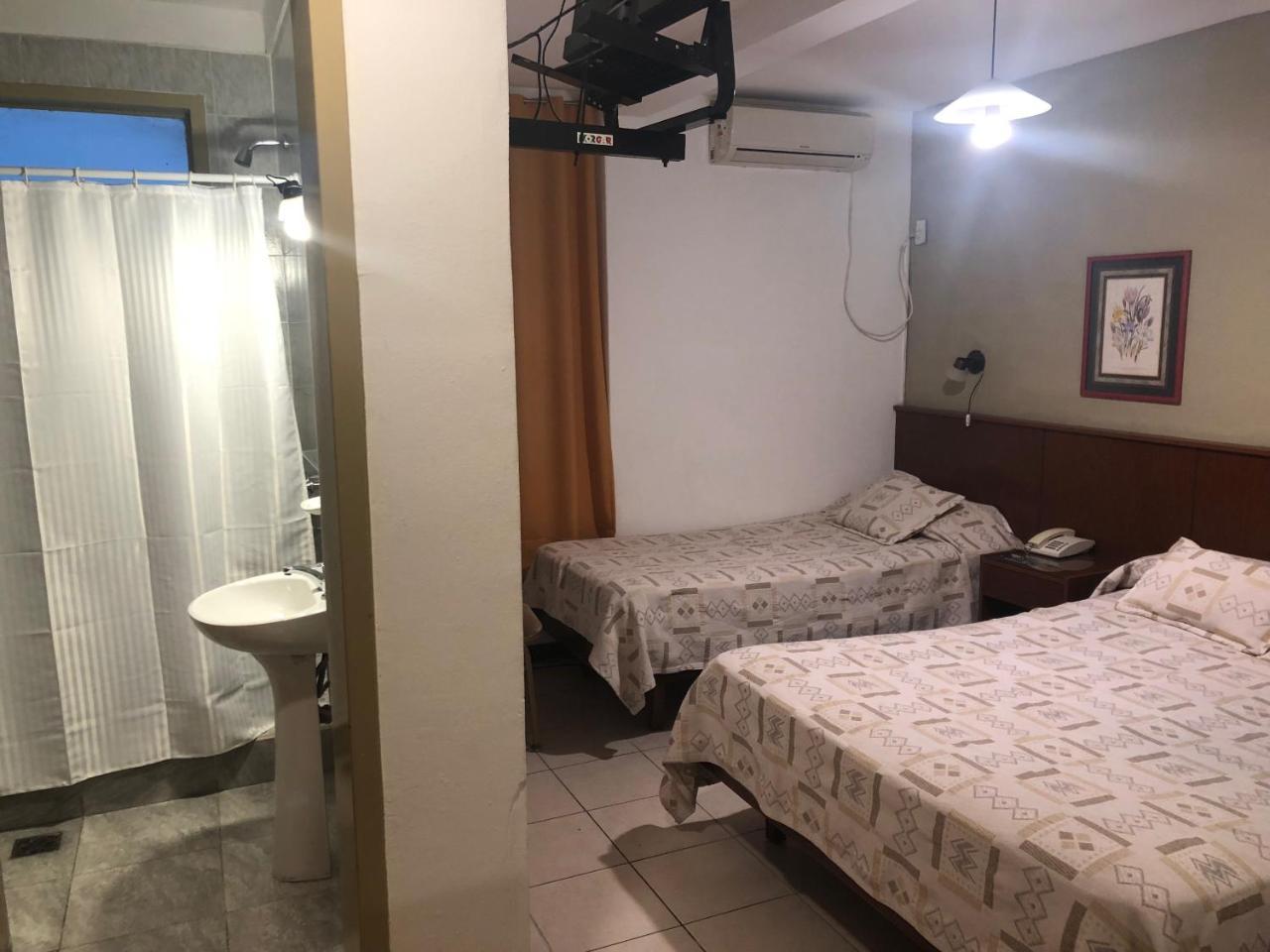 Dallas Hotel San Miguel de Tucuman Bagian luar foto